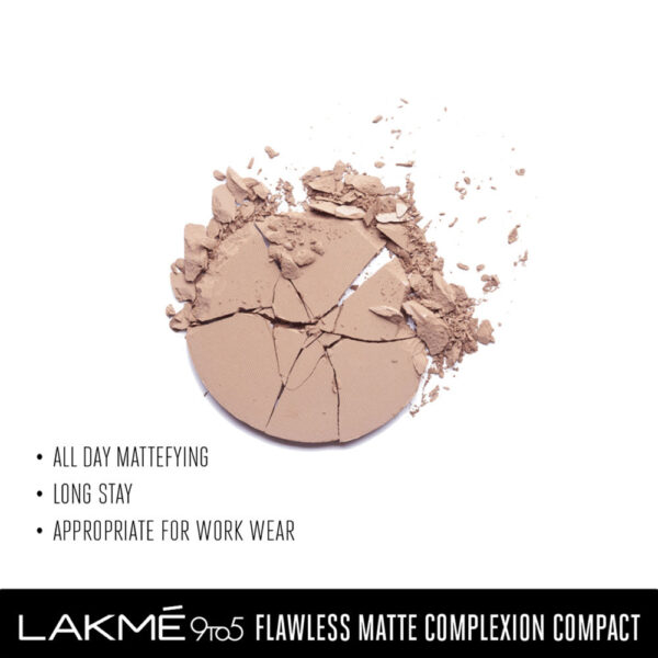 Lakme 9To5 Powerplay Matte Compact, Oil Control Formula, With Vitamin E, Almond- MPR1010 - Image 4