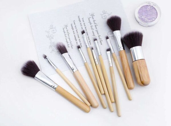 Bronson Professional Soft Bristles Makeup Brush Set With Pouch- AVT1004 - Image 3