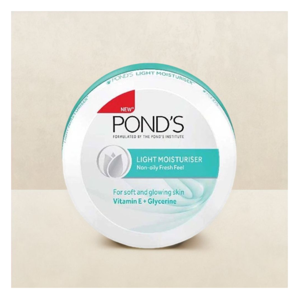 Pond's Light Moisturiser- FQF1004